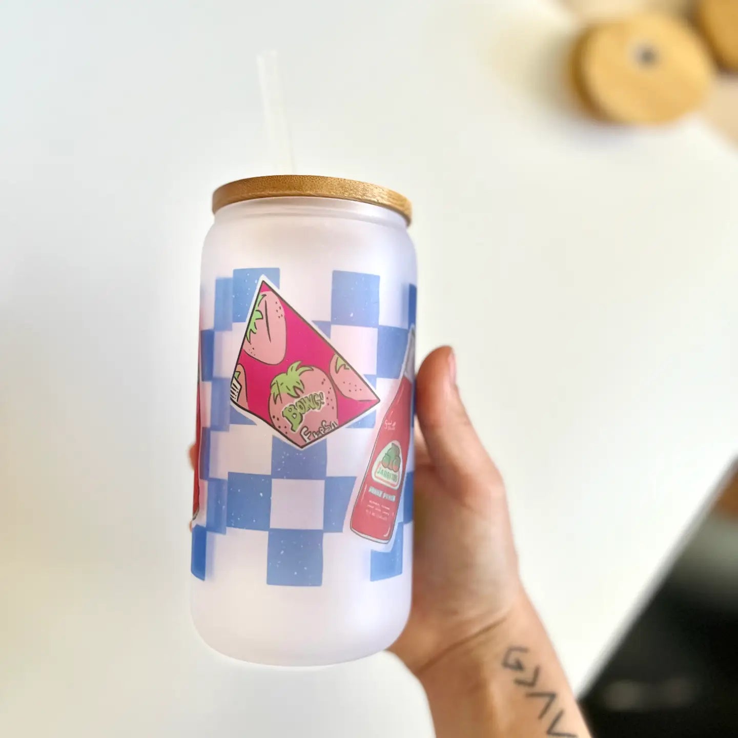 Chucherias Mexicanas Glass Cup with Lid and Straw